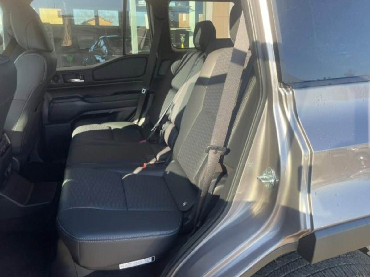 Toyota Land Cruiser 2.8 mhev Icon awd auto (6)