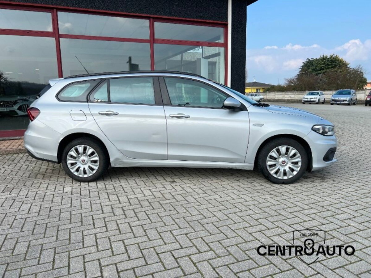 Fiat Tipo Station Wagon Tipo 1.4 T-Jet 120CV GPL SW Easy (3)