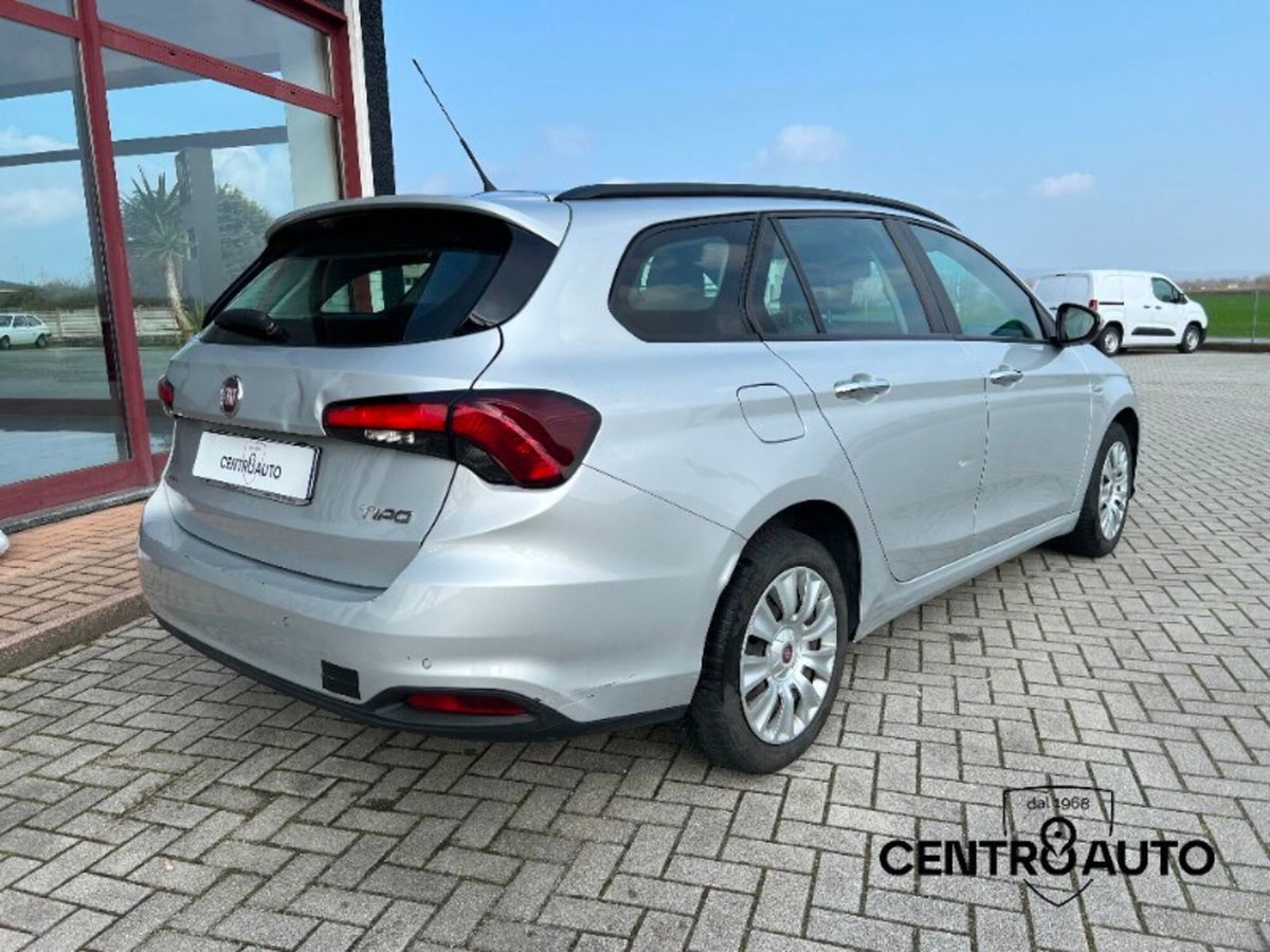 Fiat Tipo Station Wagon Tipo 1.4 T-Jet 120CV GPL SW Easy (4)