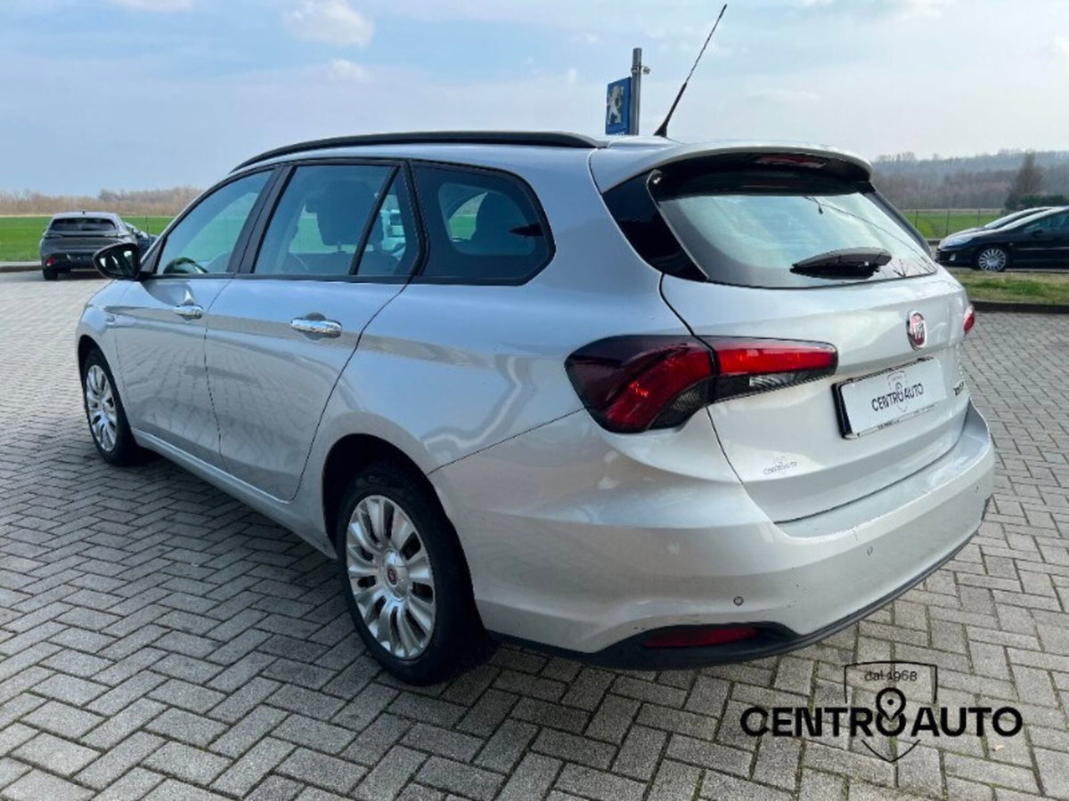 Fiat Tipo Station Wagon Tipo 1.4 T-Jet 120CV GPL SW Easy (6)