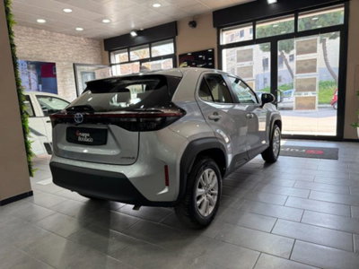 Toyota Yaris Cross 1.5 Hybrid 5p. E-CVT Active (4)