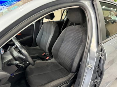 Peugeot 208 1.2 puretech Active s&s 75cv (11)