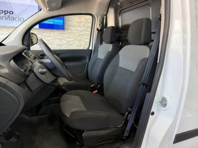 Renault Kangoo 1.5 dCi 75CV F.AP. 3p. Express Compact (11)