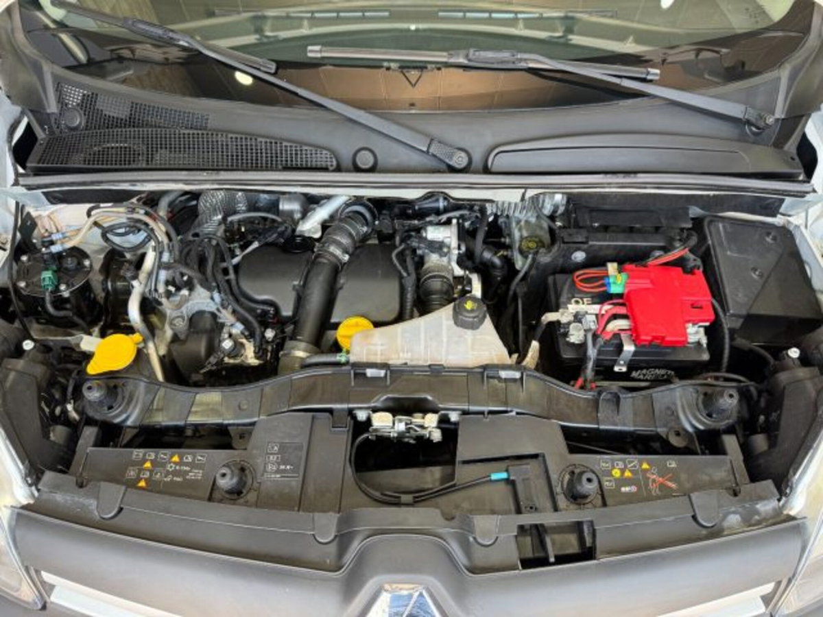 Renault Kangoo 1.5 dCi 75CV F.AP. 3p. Express Compact (17)