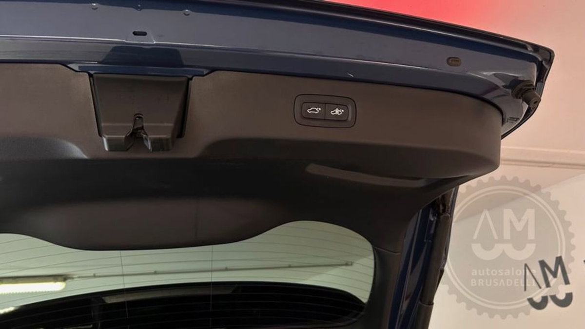 Lynk & Co 01 01 1.5 td phev (18)