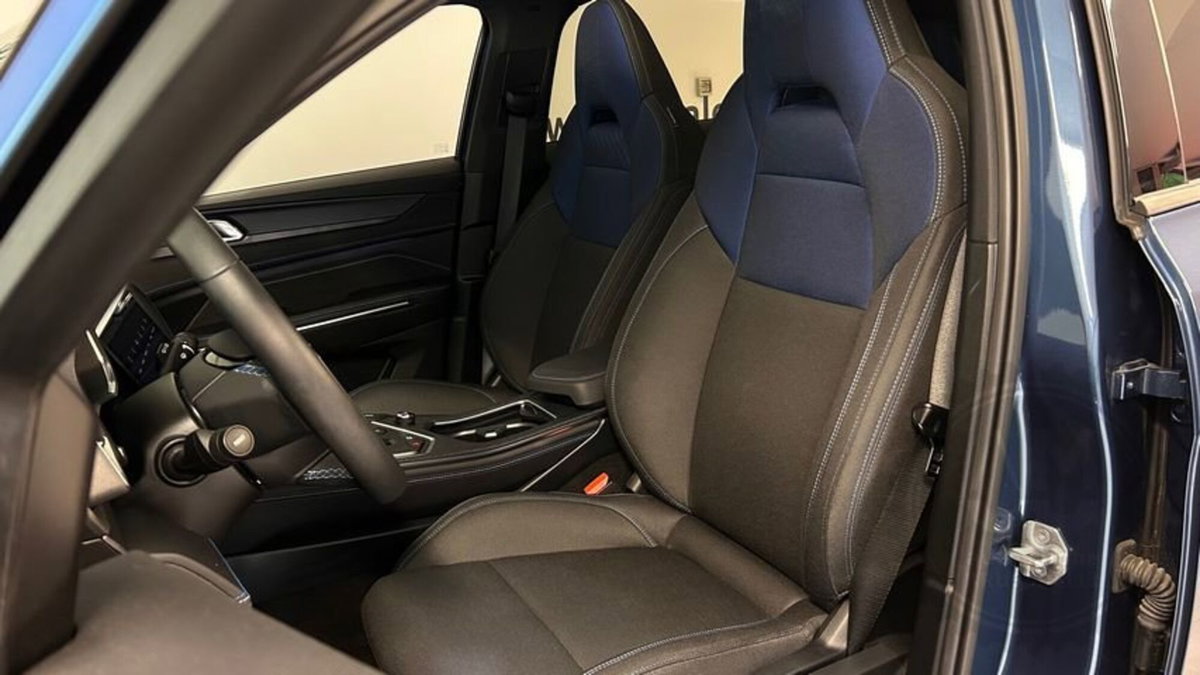 Lynk & Co 01 01 1.5 td phev (6)