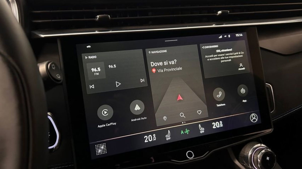 Lynk & Co 01 01 1.5 td phev (11)