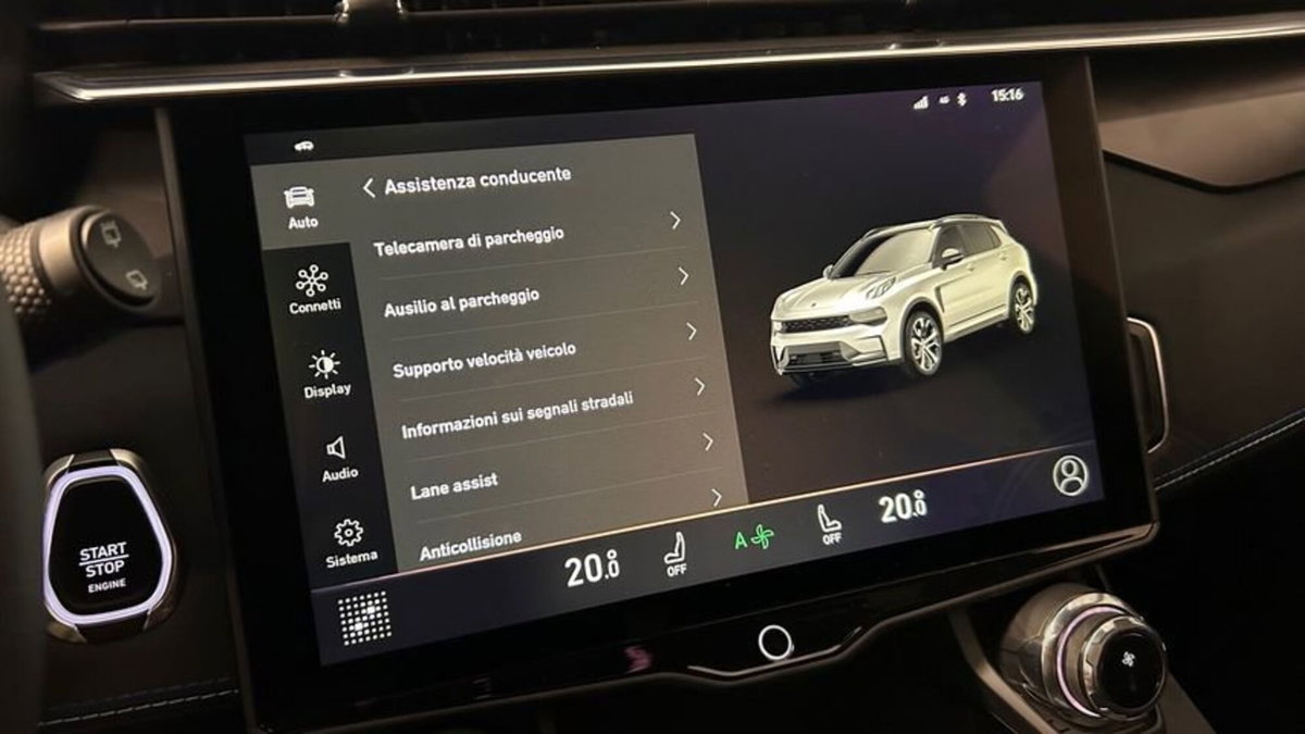 Lynk & Co 01 01 1.5 td phev (14)