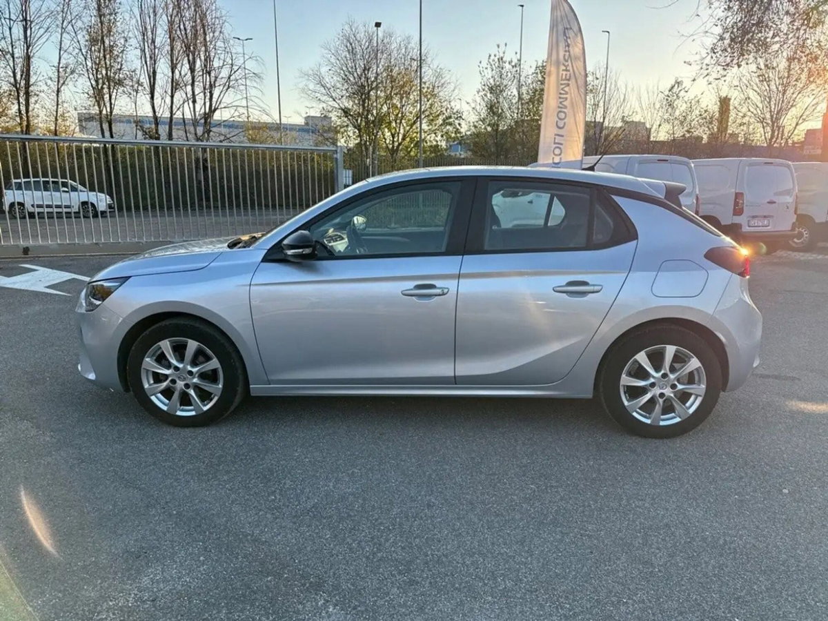 Opel Corsa 1.2 100 CV Edition (2)