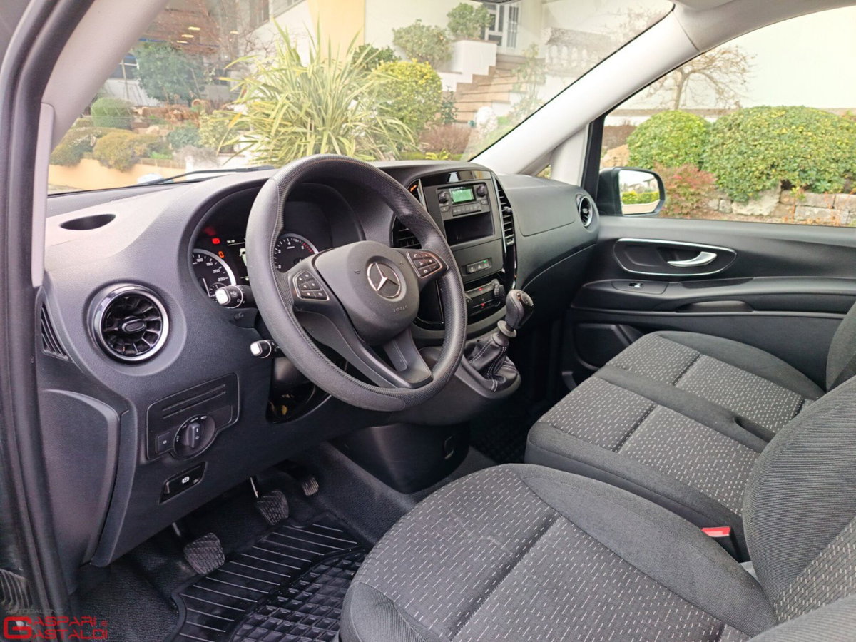 Mercedes-Benz Vito furgone 116 cdi long Select 9G-tronic (15)
