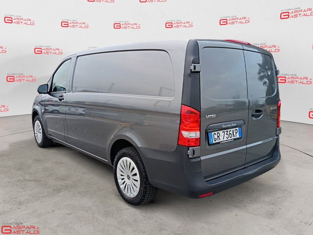 Mercedes-Benz Vito furgone 116 cdi long Select 9G-tronic (4)