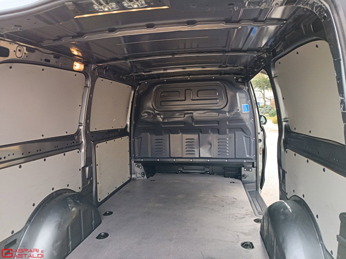 Mercedes-Benz Vito furgone 116 cdi long Select 9G-tronic (9)