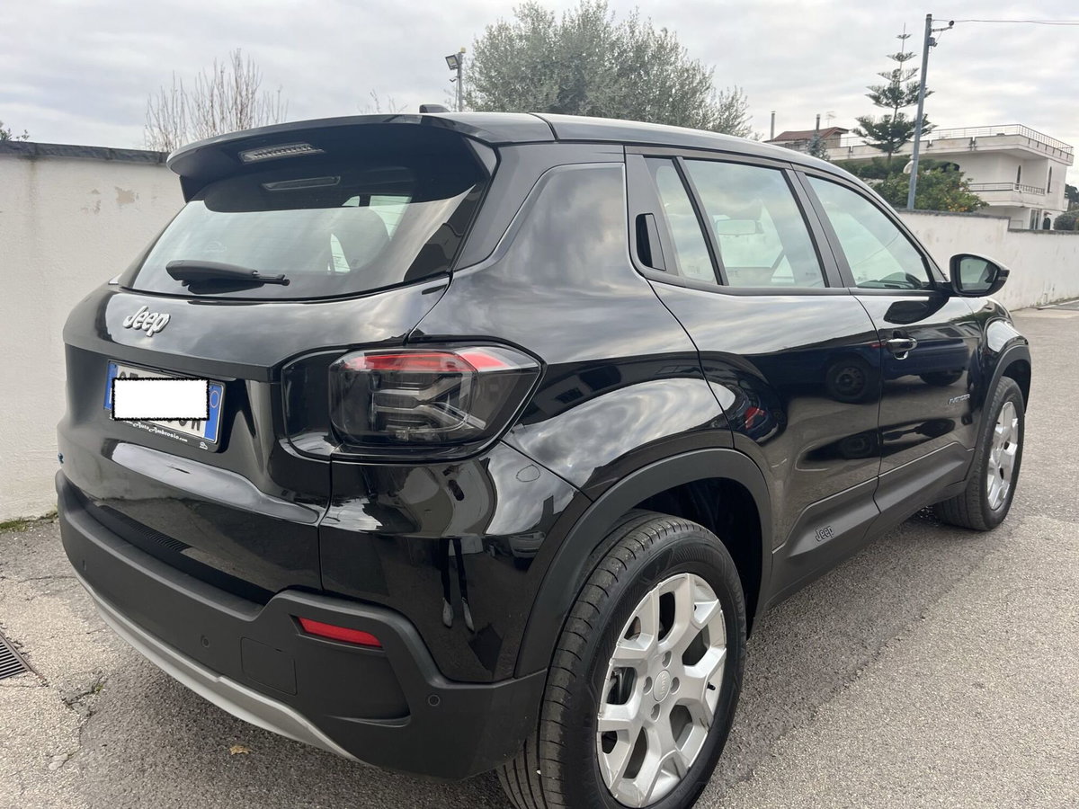 Jeep Avenger full-electric Longitude fwd 156cv auto (6)