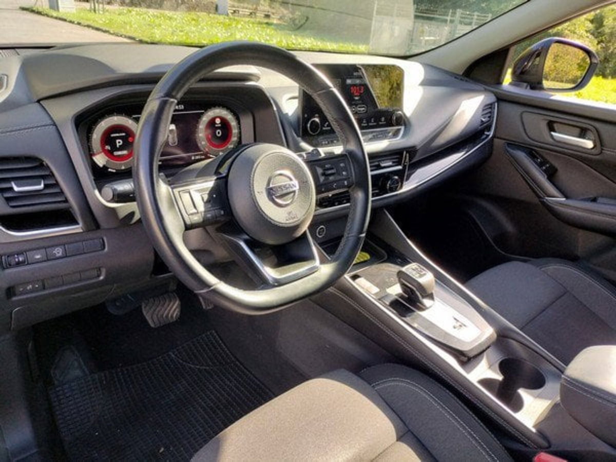 Nissan Qashqai 1.3 mhev N-Connecta 2wd 140cv (13)
