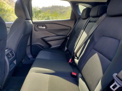 Nissan Qashqai 1.3 mhev N-Connecta 2wd 140cv (19)