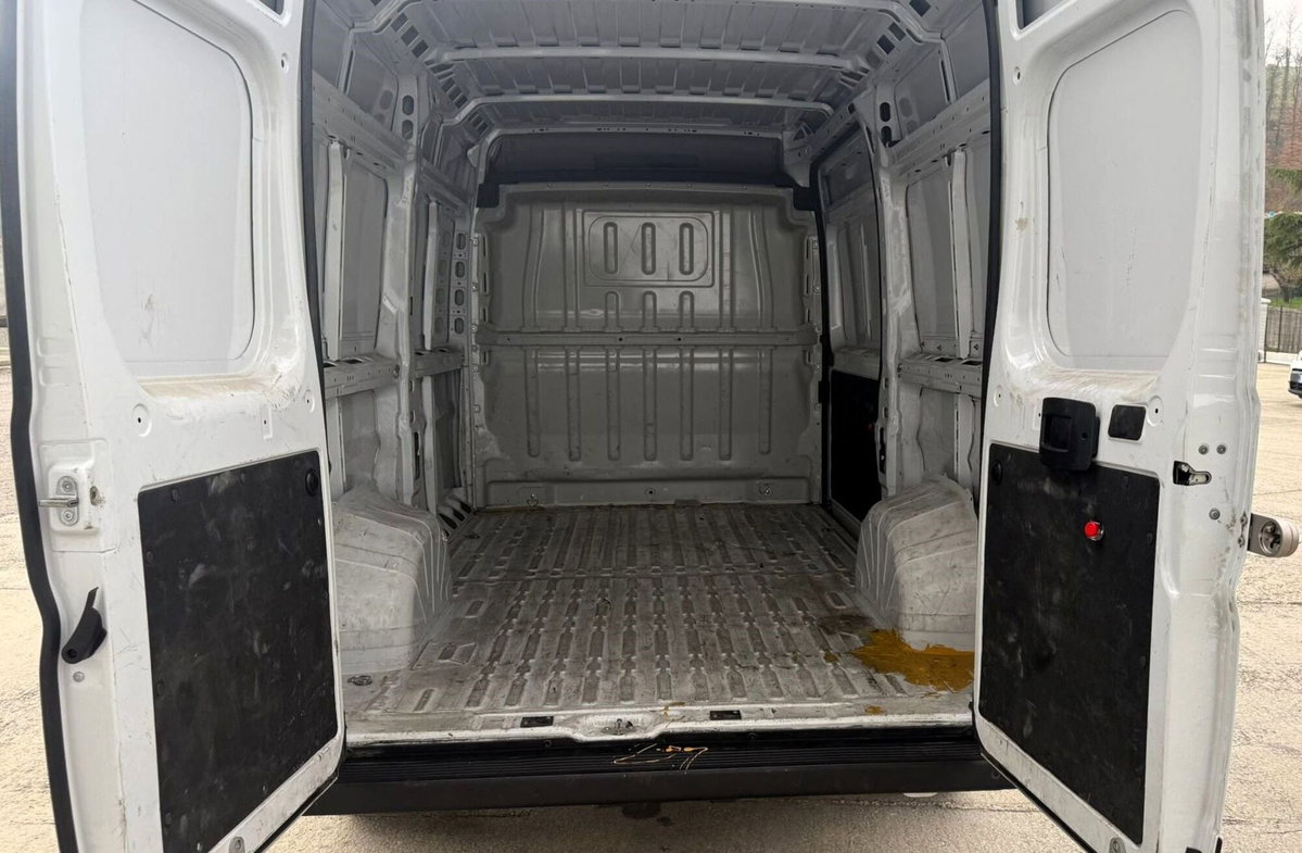 Fiat Ducato Furgone maxi 35 MH2 2.2 mjt3 140cv serie 9 (6)