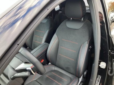 Mercedes-Benz GLA SUV 200 d AMG Line Premium Plus 4matic auto (11)