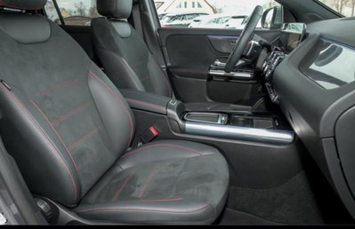 Mercedes-Benz GLA SUV 200 d Edition AMG Line auto (9)