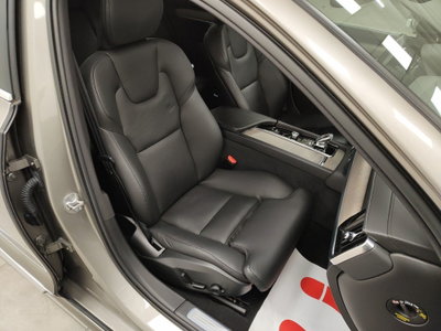 Volvo V90 B5 (d) AWD automatico Ultimate Dark (5)