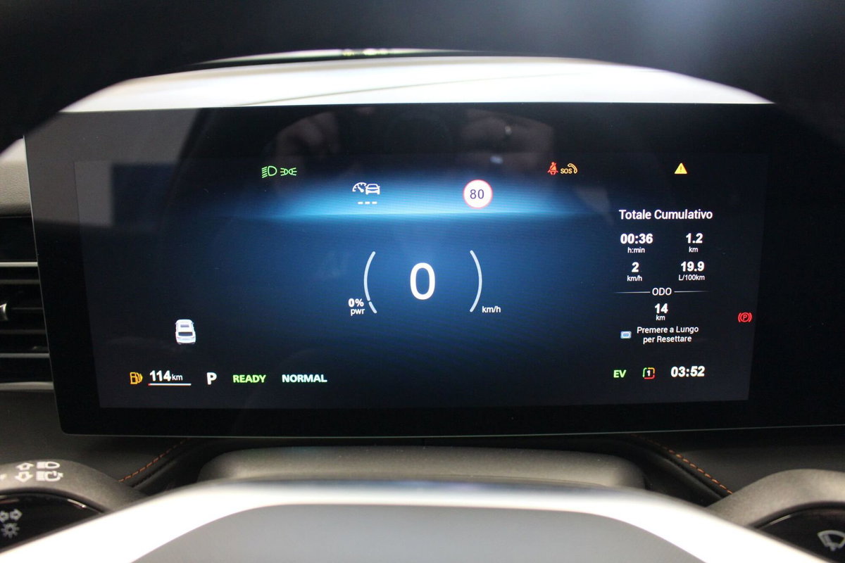 Mg HS 1.5 hybrid+ Comfort auto (11)