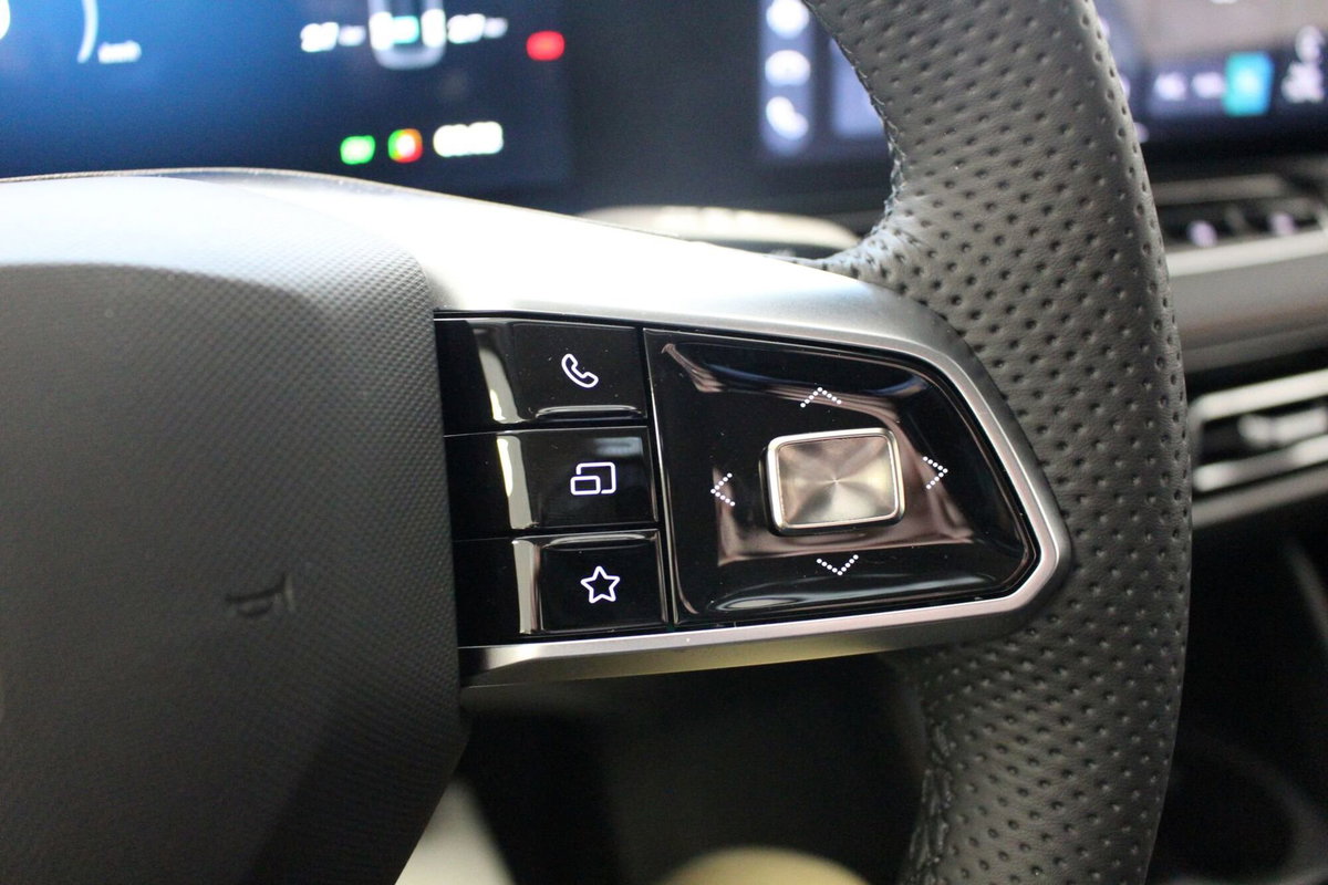 Mg HS 1.5 hybrid+ Comfort auto (13)