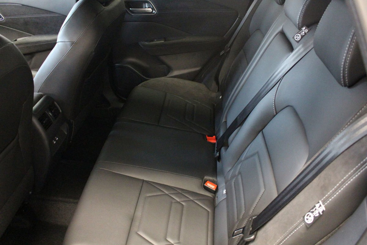 Nissan Qashqai 1.3 mhev N-Design 4wd 158cv xtronic (10)