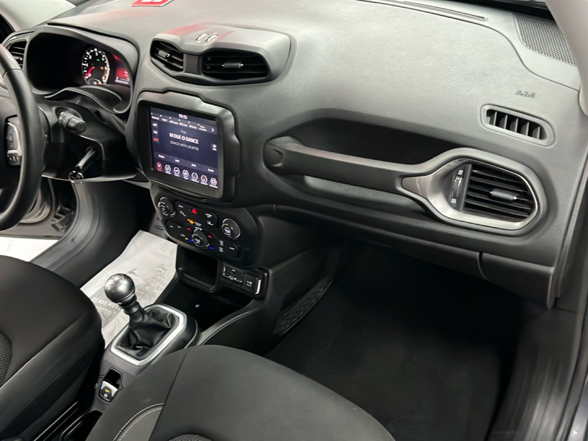 Jeep Renegade 1.6 Mjt 130 CV Limited (10)