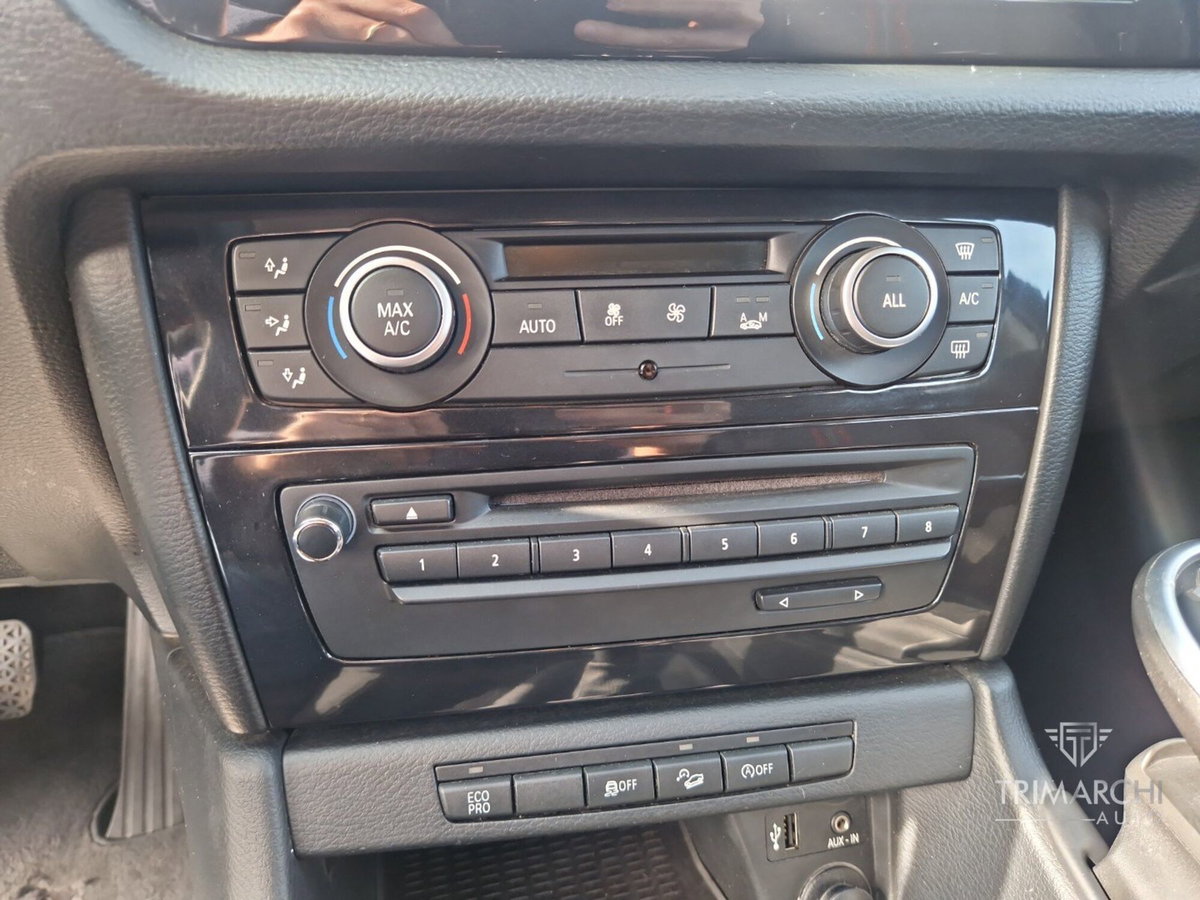 BMW X1 sDrive18d Sport Line (12)