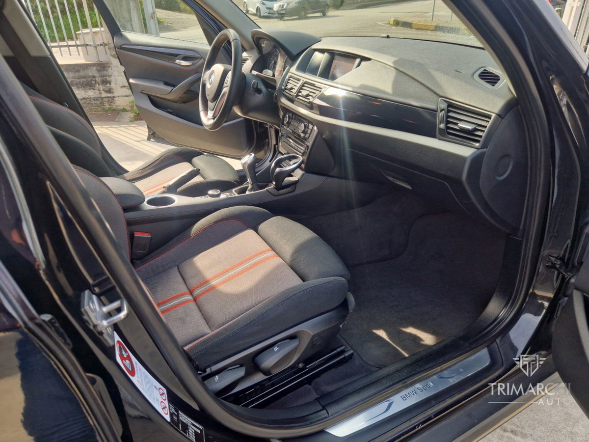 BMW X1 sDrive18d Sport Line (15)