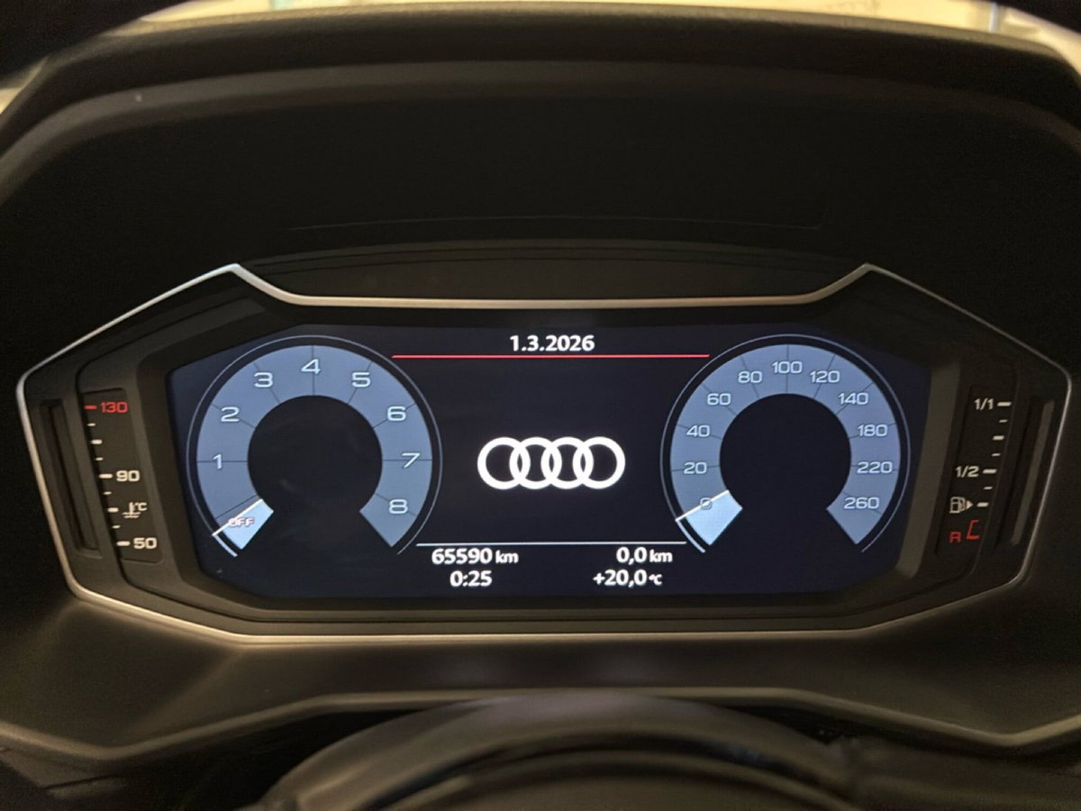 Audi A1 Sportback 25 TFSI Admired (10)