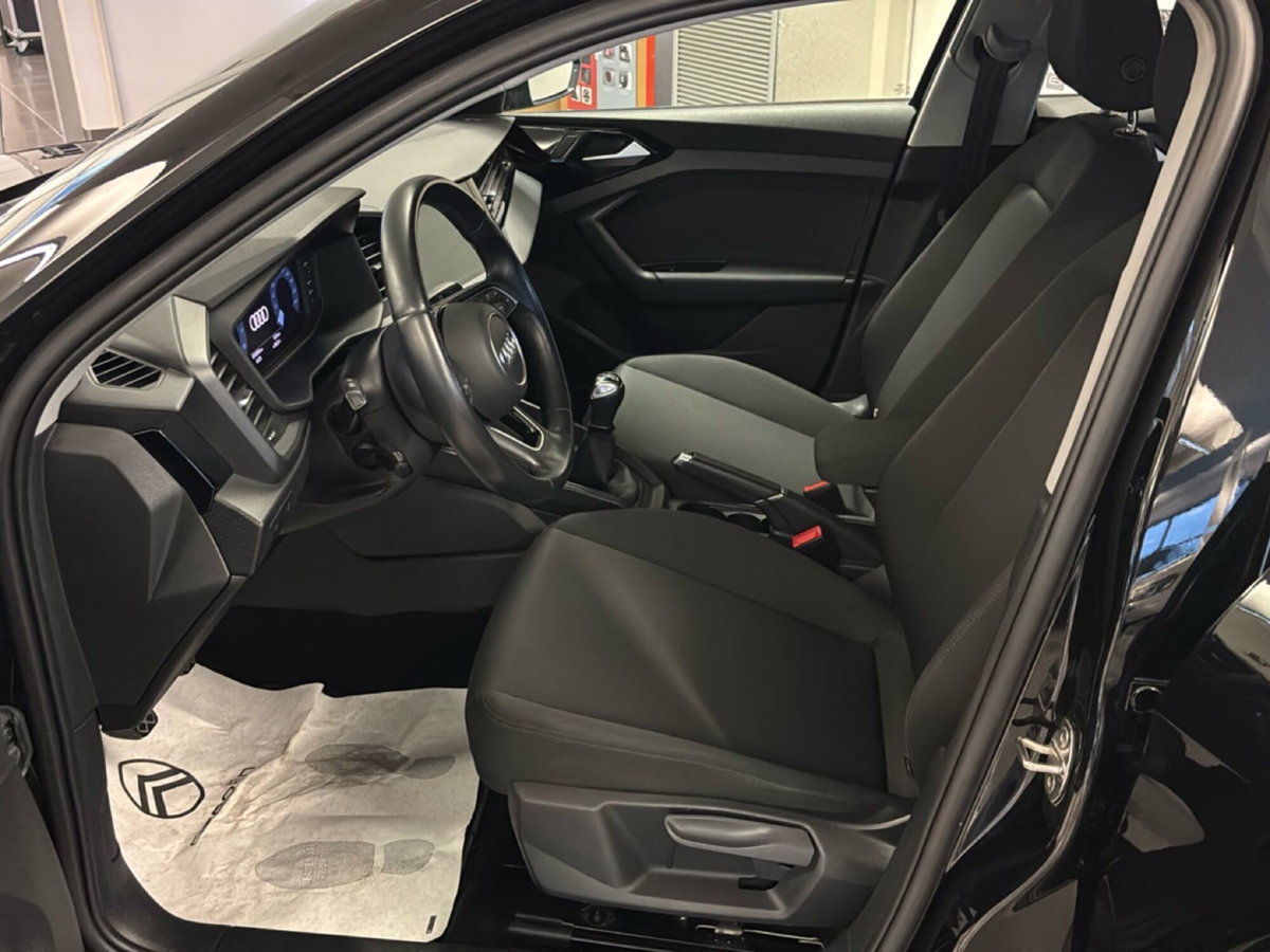 Audi A1 Sportback 25 TFSI Admired (11)