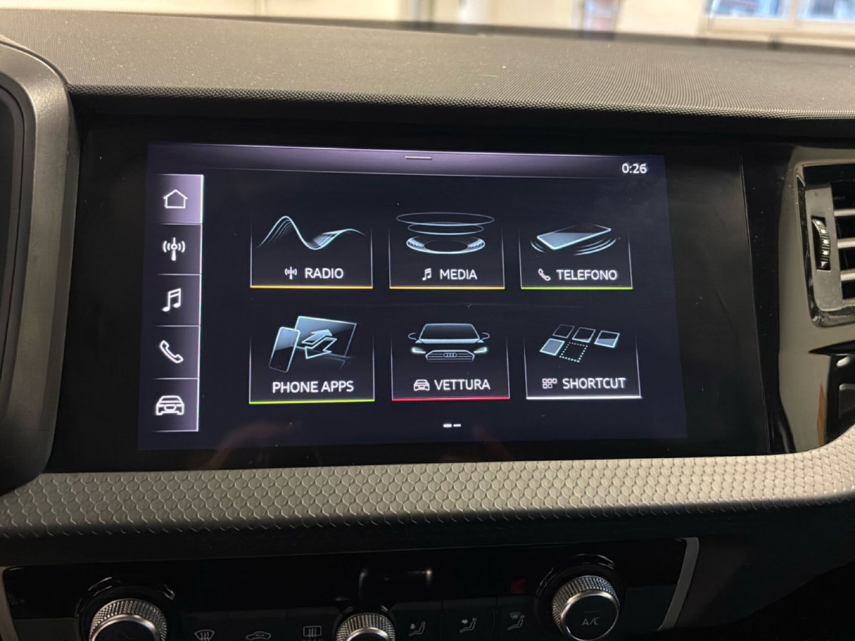 Audi A1 Sportback 25 TFSI Admired (14)