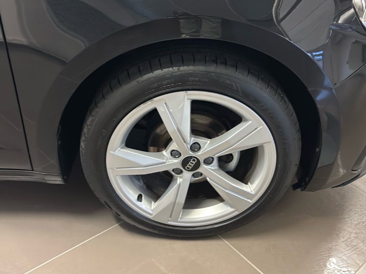 Audi A1 Sportback 25 TFSI Admired (6)