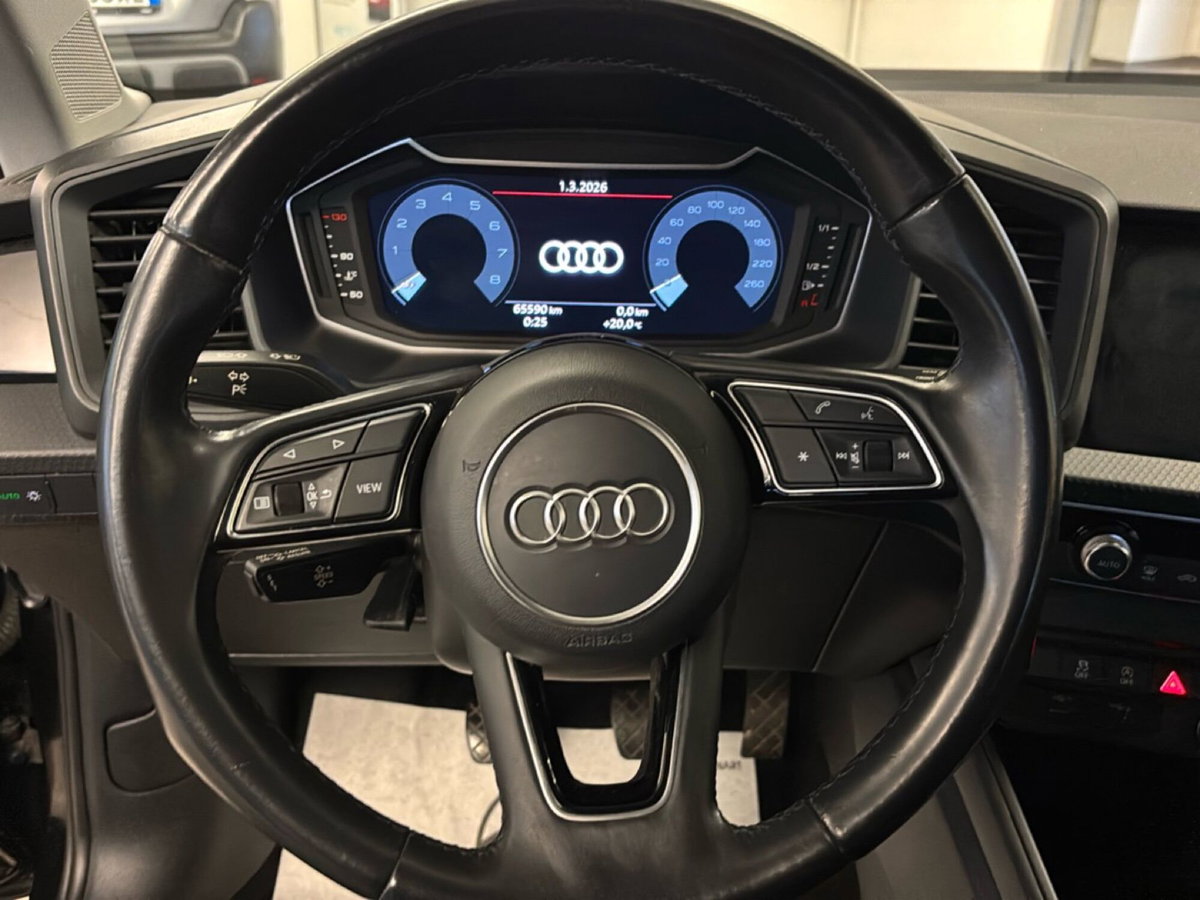 Audi A1 Sportback 25 TFSI Admired (9)