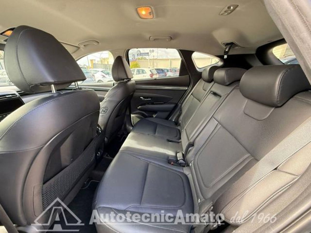 Hyundai Tucson 1.6 hev Exellence 4wd auto (13)