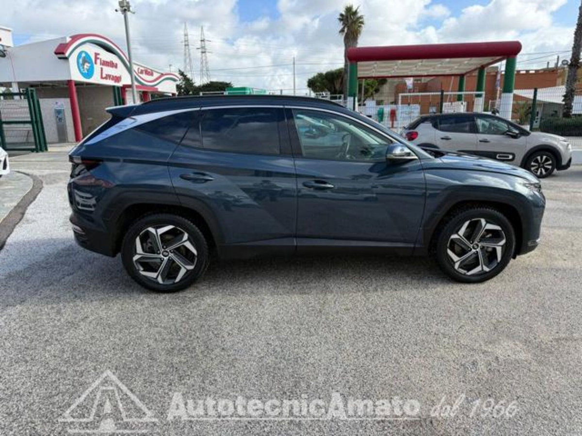 Hyundai Tucson 1.6 hev Exellence 4wd auto (3)