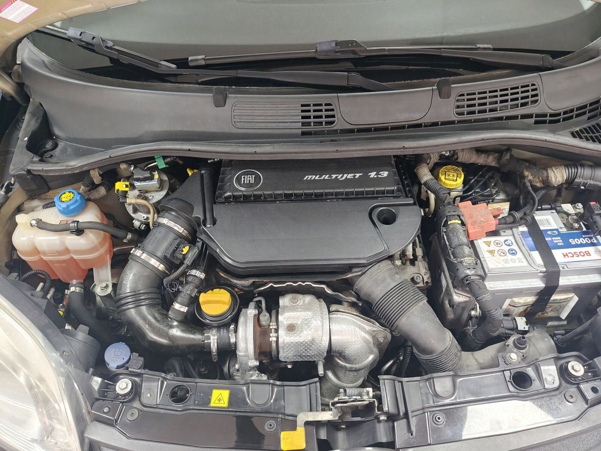 Fiat Panda 1.3 MJT S&S Lounge (15)