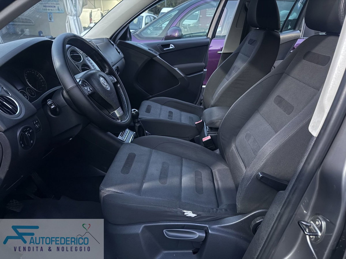 Volkswagen Tiguan 2.0 TDI 170 CV DPF 4MOTION Sport & Style (10)