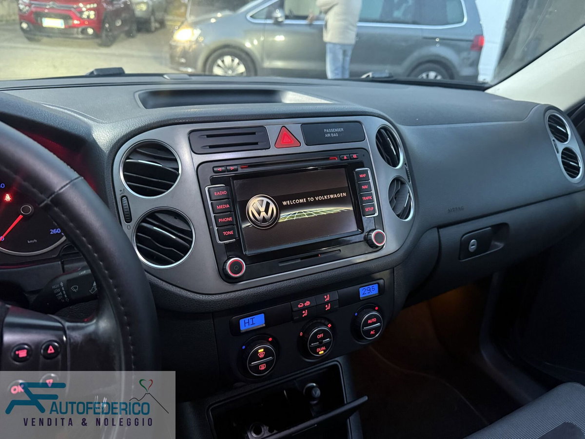 Volkswagen Tiguan 2.0 TDI 170 CV DPF 4MOTION Sport & Style (13)