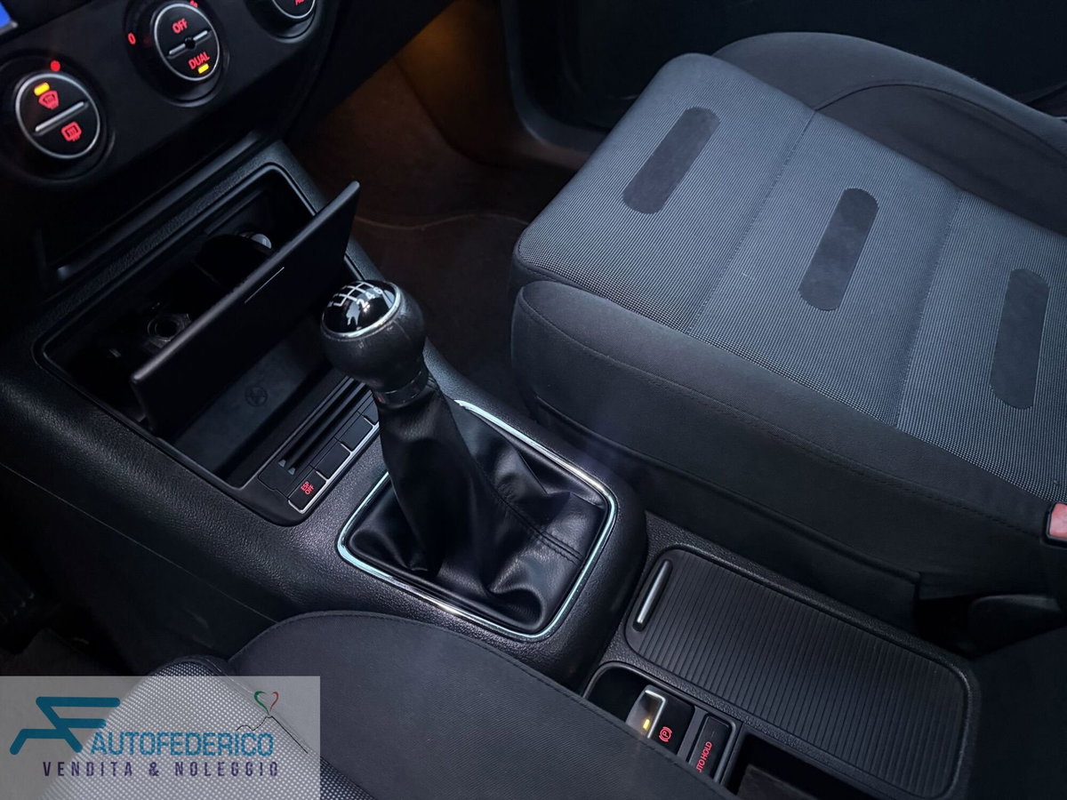 Volkswagen Tiguan 2.0 TDI 170 CV DPF 4MOTION Sport & Style (14)