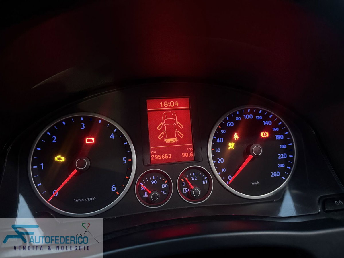 Volkswagen Tiguan 2.0 TDI 170 CV DPF 4MOTION Sport & Style (9)