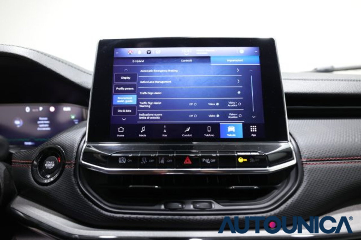 Jeep Compass 1.3 T4 240CV PHEV AT6 4xe Trailhawk (9)