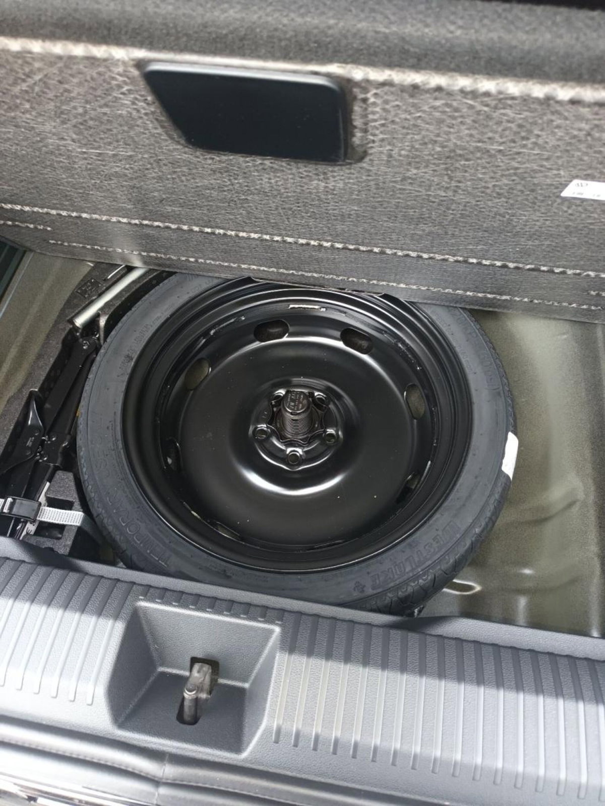Volkswagen T-Roc 1.5 tsi Life dsg (9)
