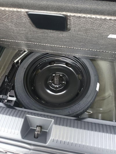 Volkswagen T-Roc 1.5 tsi Life dsg (9)