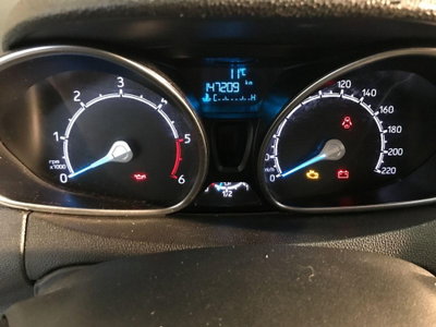 Ford EcoSport 1.5 TDCi 95 CV Plus (8)