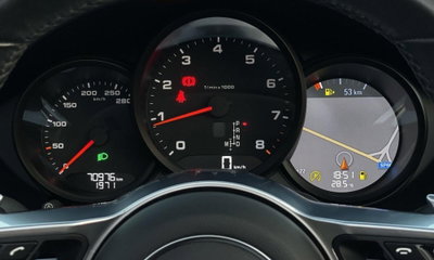 Porsche 718 Boxster  Boxster 2.0 300cv (8)