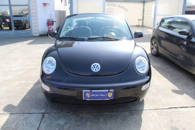 Volkswagen New Beetle Cabrio TDI 101CV (2)