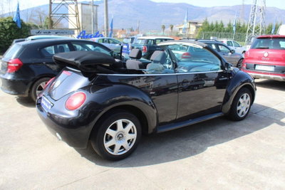 Volkswagen New Beetle Cabrio TDI 101CV (4)