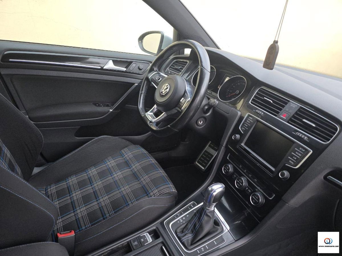 Volkswagen Golf GTE 1.4 TSI DSG 5p. Plug-In-Hybrid (16)