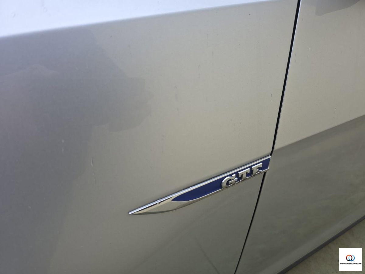 Volkswagen Golf GTE 1.4 TSI DSG 5p. Plug-In-Hybrid (9)
